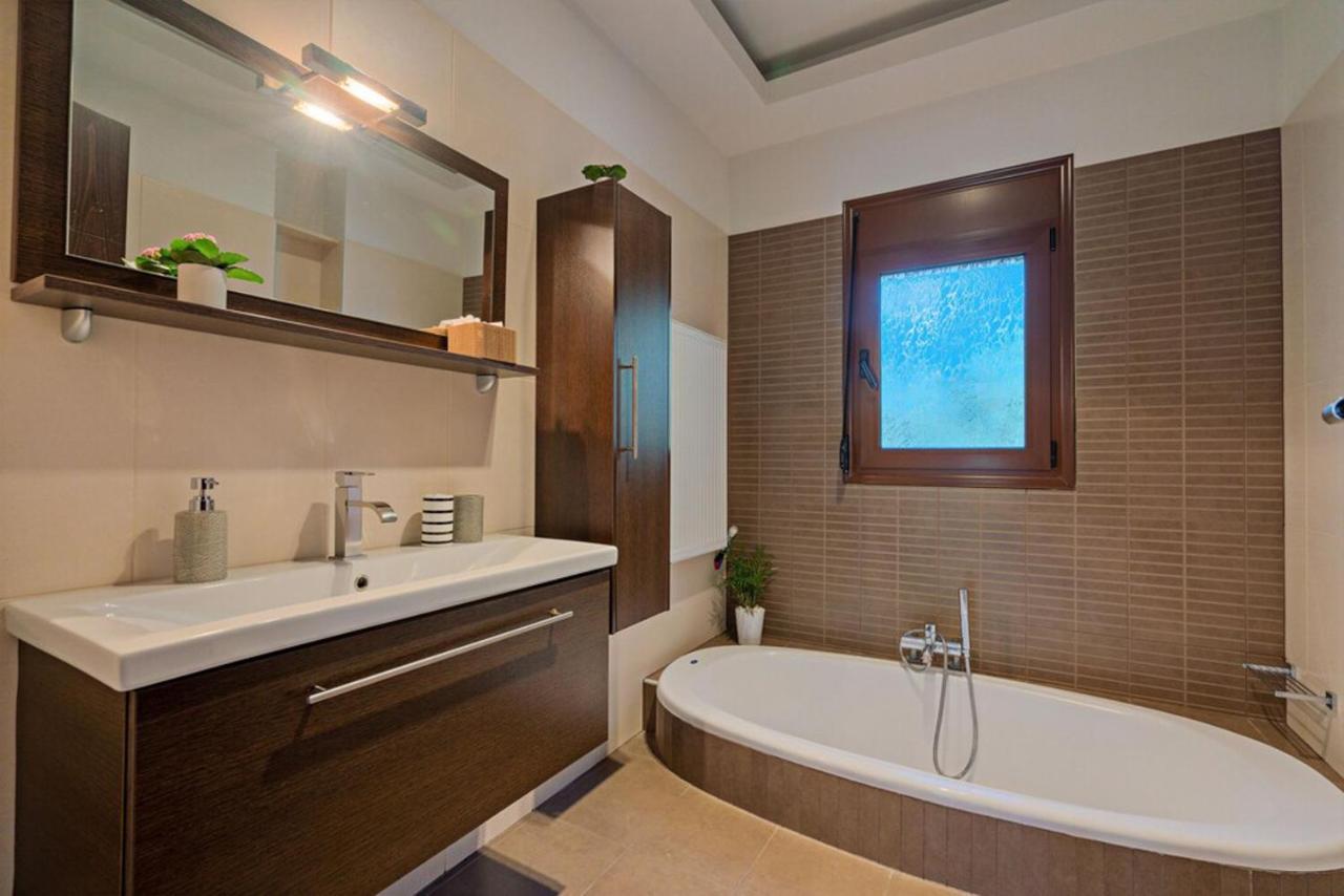 Villa Ellovos With Private Pool ريثيمنو المظهر الخارجي الصورة