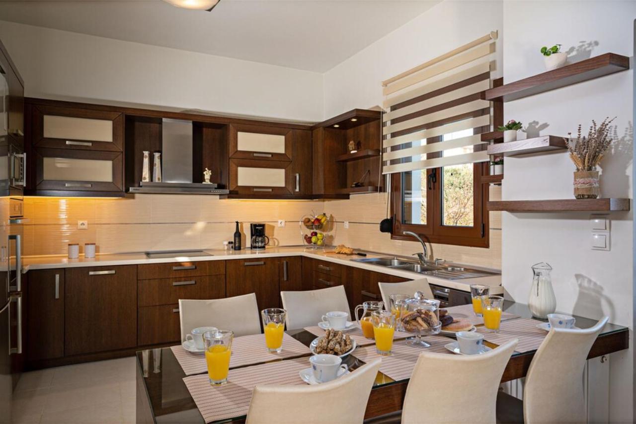Villa Ellovos With Private Pool ريثيمنو المظهر الخارجي الصورة